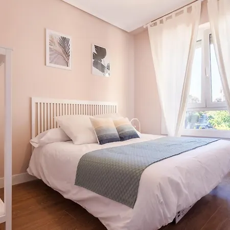 Spacious Getxo Stay  *