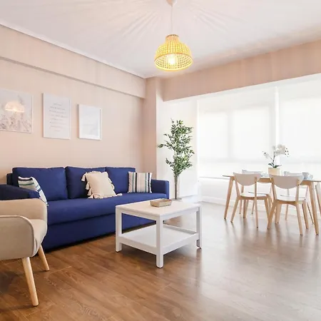 Comodo Y Luminoso A 5 Min De La Playa *